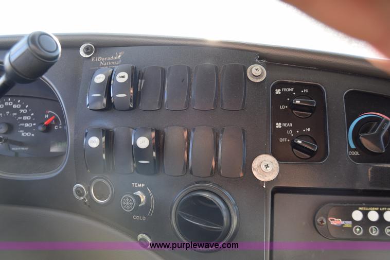 image for item BX9949 2008 Ford Eldorado E450 bus