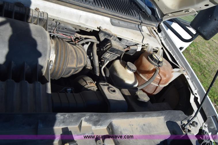 image for item BX9949 2008 Ford Eldorado E450 bus