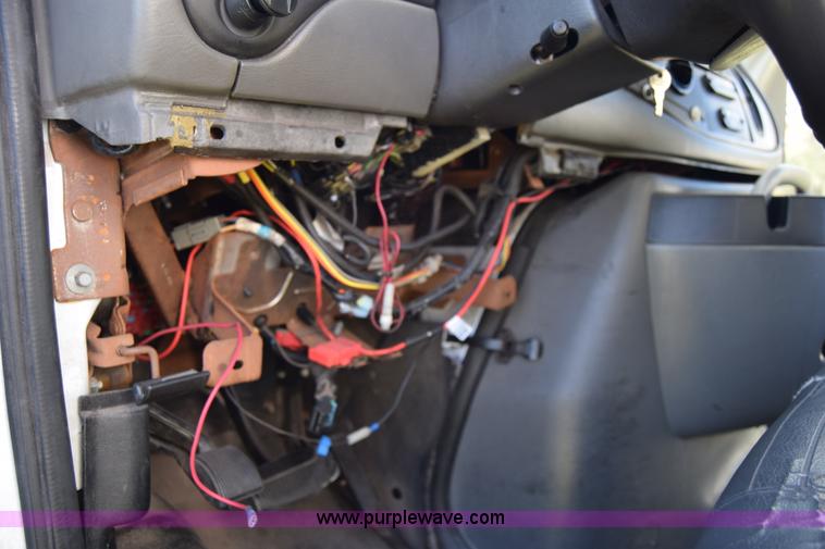 image for item BX9949 2008 Ford Eldorado E450 bus