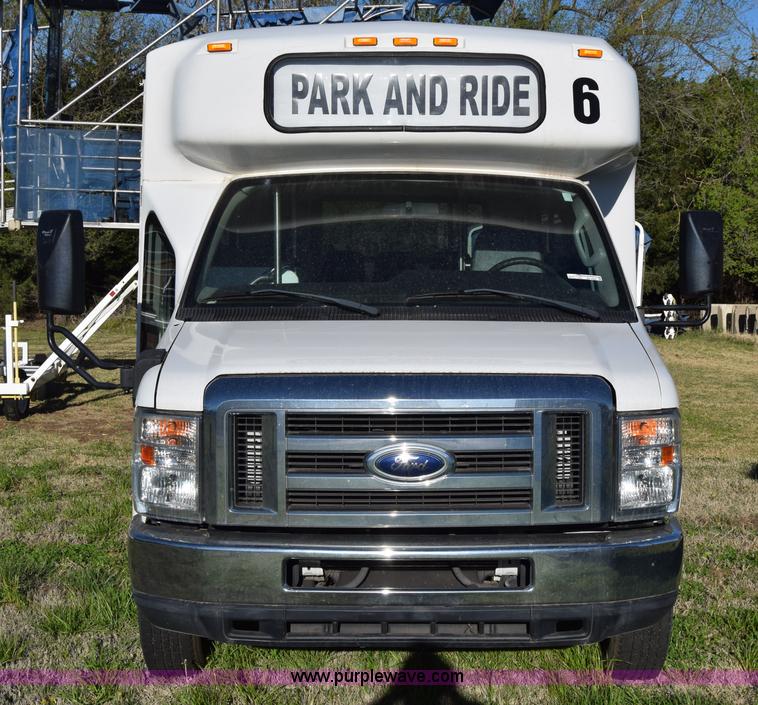 image for item BX9950 2011 Ford Eldorado E450 bus