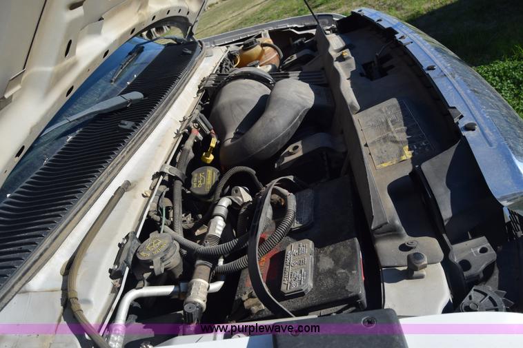 image for item BX9950 2011 Ford Eldorado E450 bus