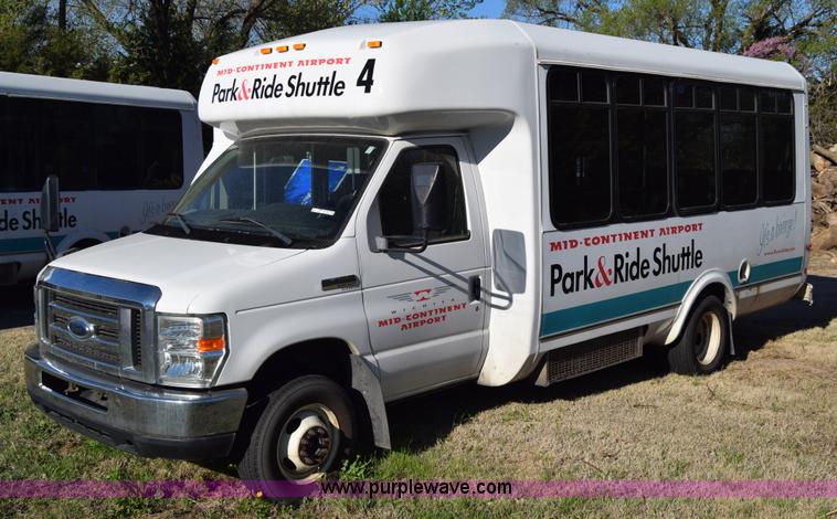 image for item BX9952 2009 Ford Eldorado E450 bus