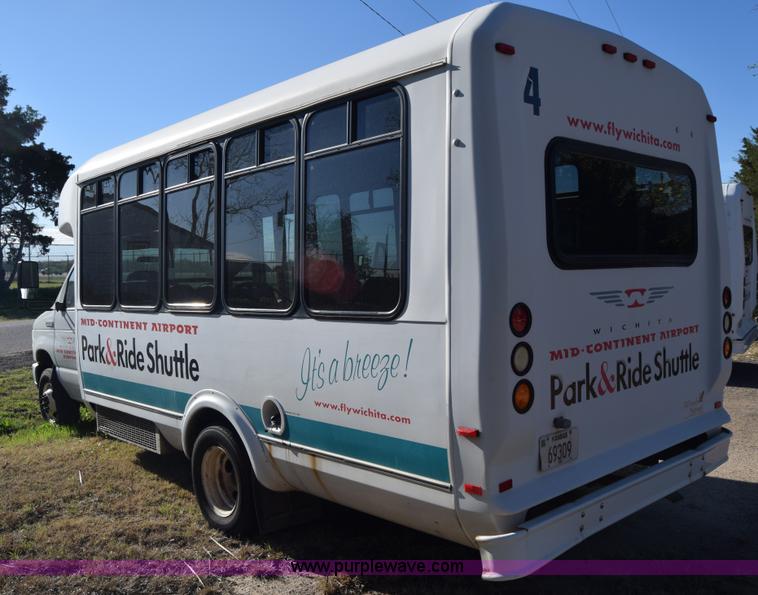 image for item BX9952 2009 Ford Eldorado E450 bus