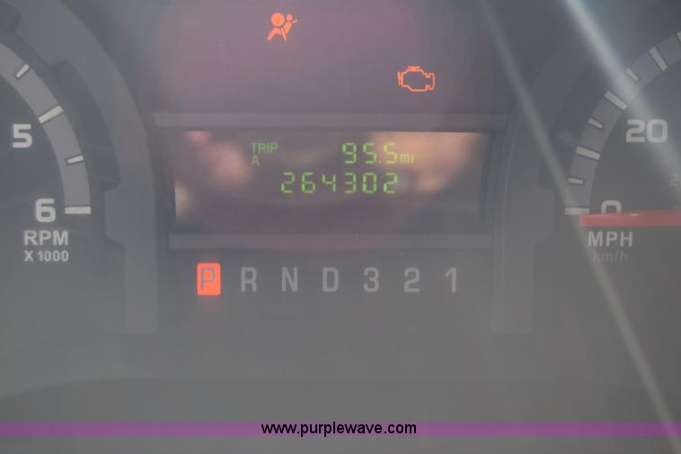 image for item BX9952 2009 Ford Eldorado E450 bus