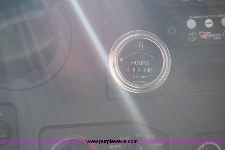 image for item BX9952 2009 Ford Eldorado E450 bus