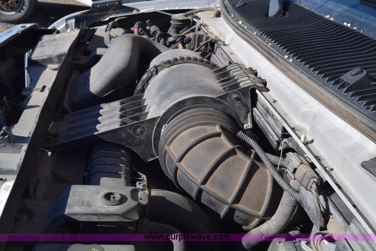 image for item BX9952 2009 Ford Eldorado E450 bus