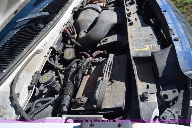 image for item BX9952 2009 Ford Eldorado E450 bus