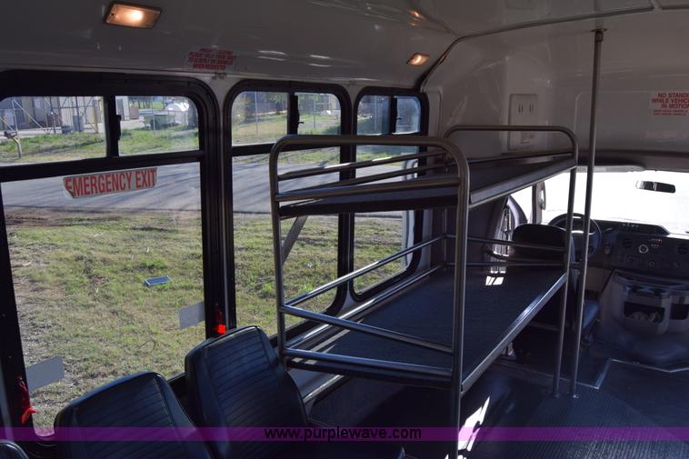 image for item BX9952 2009 Ford Eldorado E450 bus