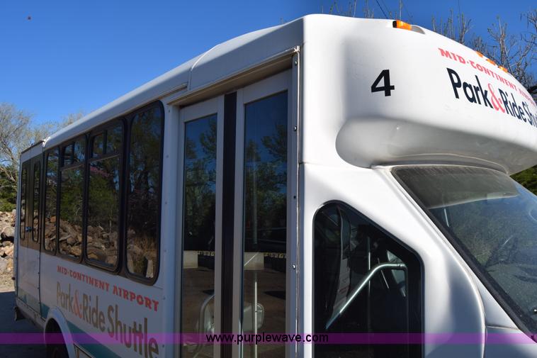 image for item BX9952 2009 Ford Eldorado E450 bus