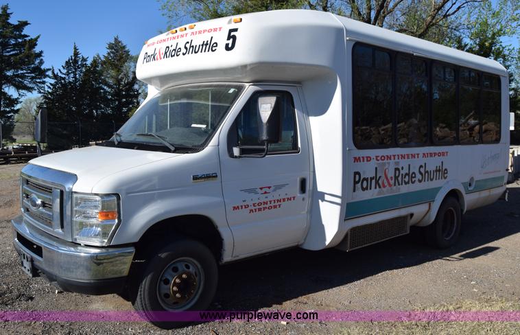 image for item BX9953 2009 Ford Eldorado E450 bus