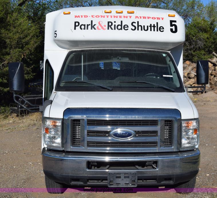 image for item BX9953 2009 Ford Eldorado E450 bus