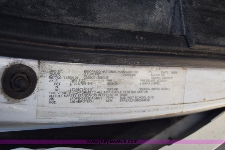 image for item BX9953 2009 Ford Eldorado E450 bus