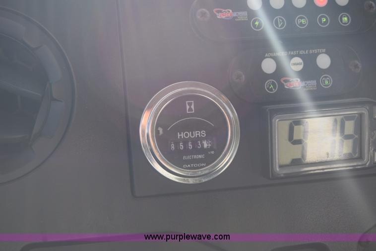 image for item BX9953 2009 Ford Eldorado E450 bus