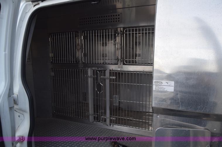 image for item L3752 2010 Chevrolet Express 2500 Cargo van