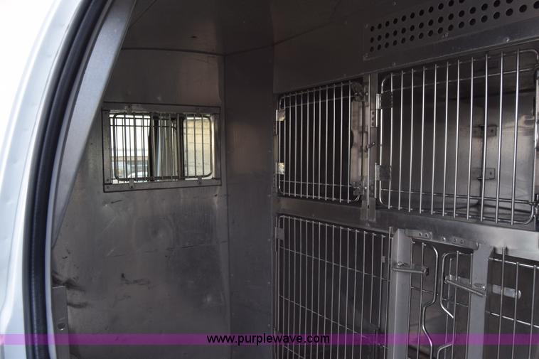 image for item L3752 2010 Chevrolet Express 2500 Cargo van