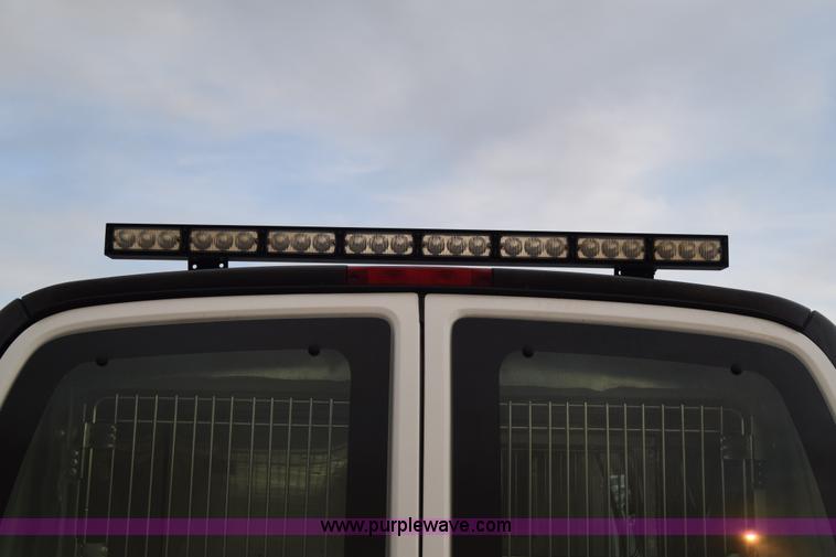 image for item L3752 2010 Chevrolet Express 2500 Cargo van