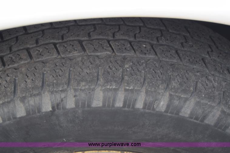 image for item L3752 2010 Chevrolet Express 2500 Cargo van