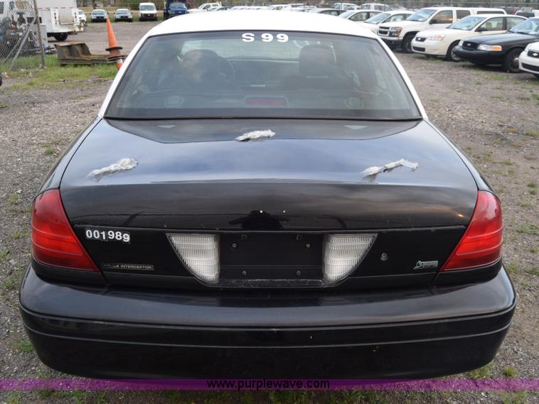 image for item L3753 2009 Ford Crown Victoria Police Interceptor