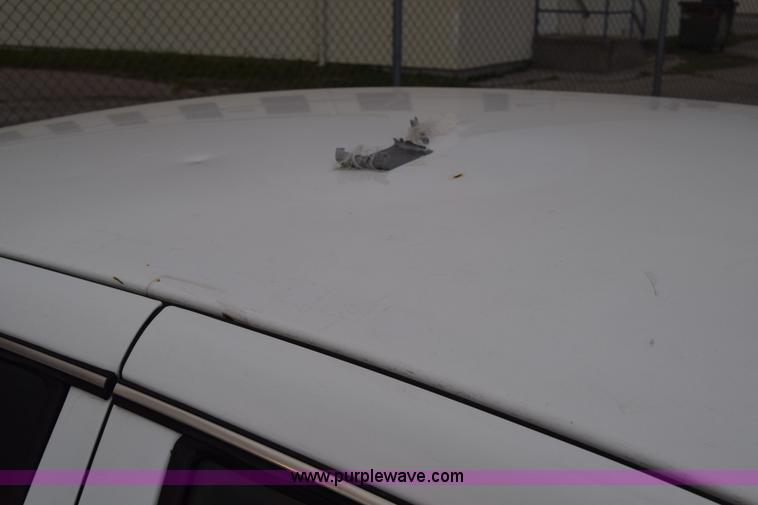 image for item L3753 2009 Ford Crown Victoria Police Interceptor