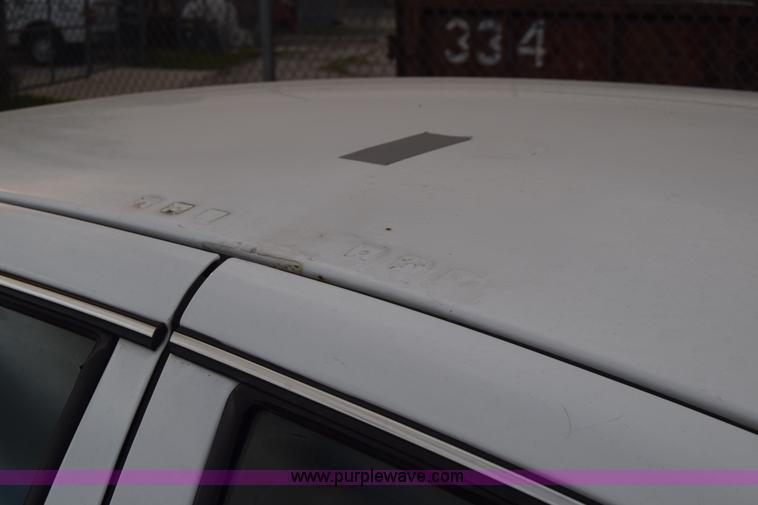 image for item L3754 2011 Ford Crown Victoria Police Interceptor