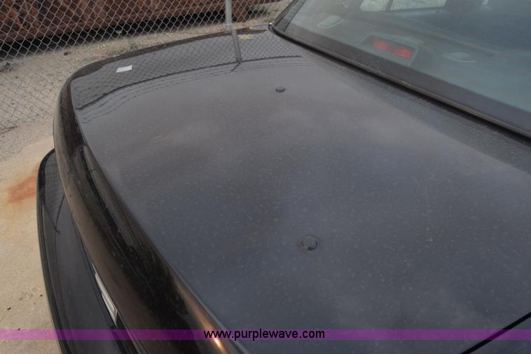 image for item L3754 2011 Ford Crown Victoria Police Interceptor