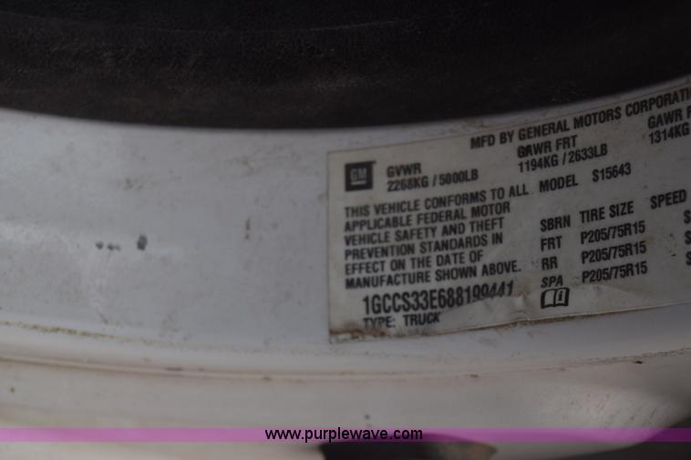 image for item L3756 2008 Chevrolet Colorado LT Crew Cab pickup truck