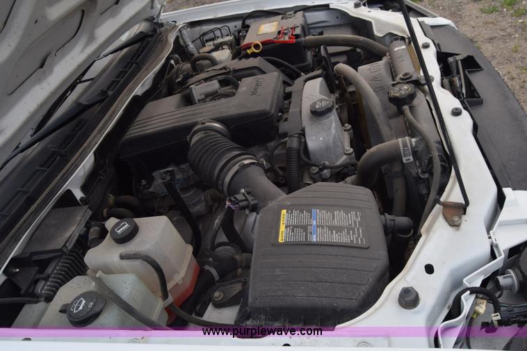 image for item L3756 2008 Chevrolet Colorado LT Crew Cab pickup truck