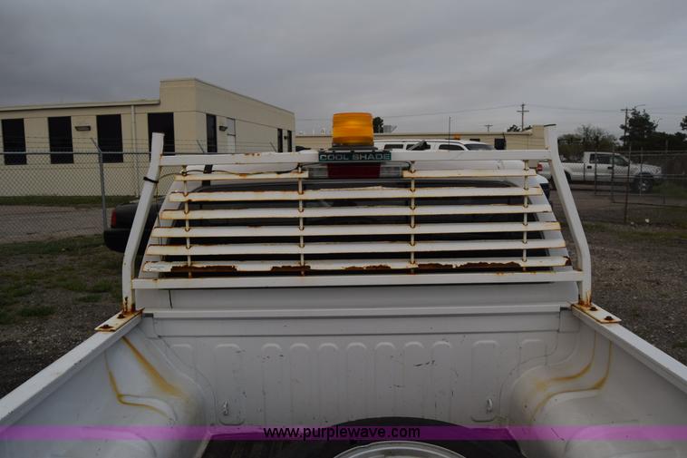 image for item L3756 2008 Chevrolet Colorado LT Crew Cab pickup truck