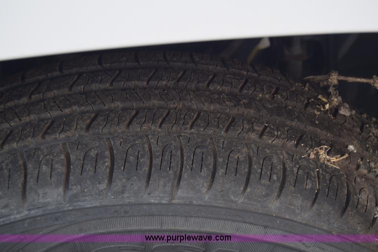 image for item L3756 2008 Chevrolet Colorado LT Crew Cab pickup truck