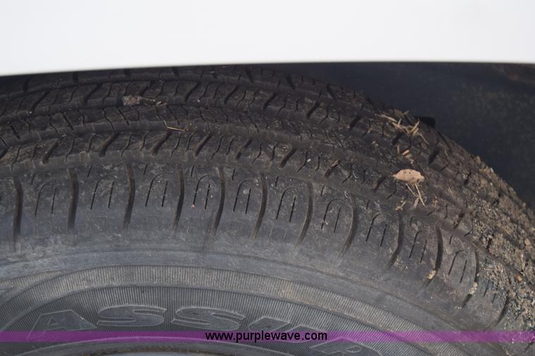 image for item L3756 2008 Chevrolet Colorado LT Crew Cab pickup truck