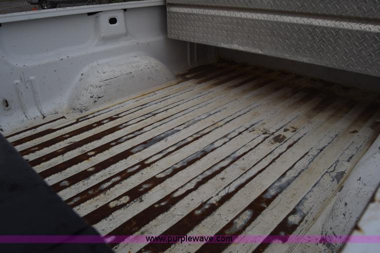 image for item L3757 2007 Chevrolet Silverado 2500HD Crew Cab pickup truck