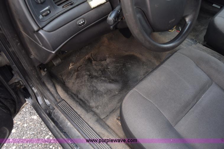 image for item L3759 2009 Ford Crown Victoria Police Interceptor