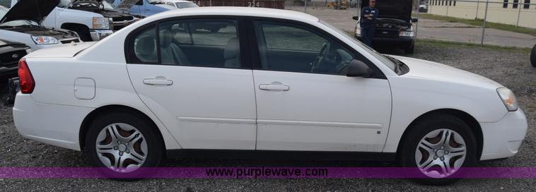 image for item L3760 2007 Chevrolet Malibu LS