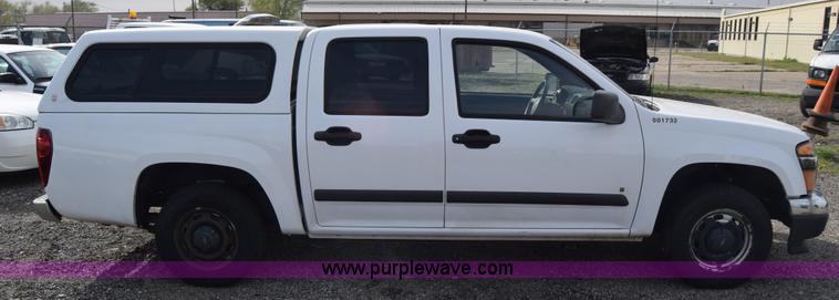 image for item L3761 2008 Chevrolet Colorado LT Crew Cab pickup truck