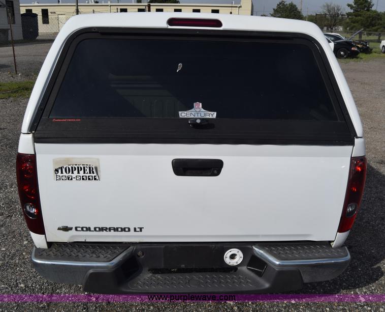 image for item L3761 2008 Chevrolet Colorado LT Crew Cab pickup truck