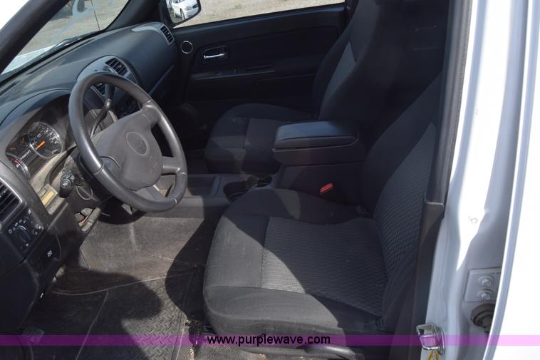 image for item L3761 2008 Chevrolet Colorado LT Crew Cab pickup truck