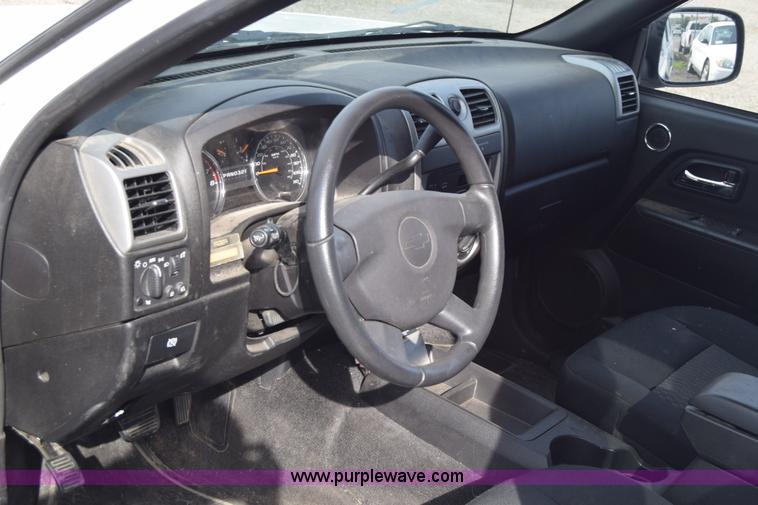 image for item L3761 2008 Chevrolet Colorado LT Crew Cab pickup truck