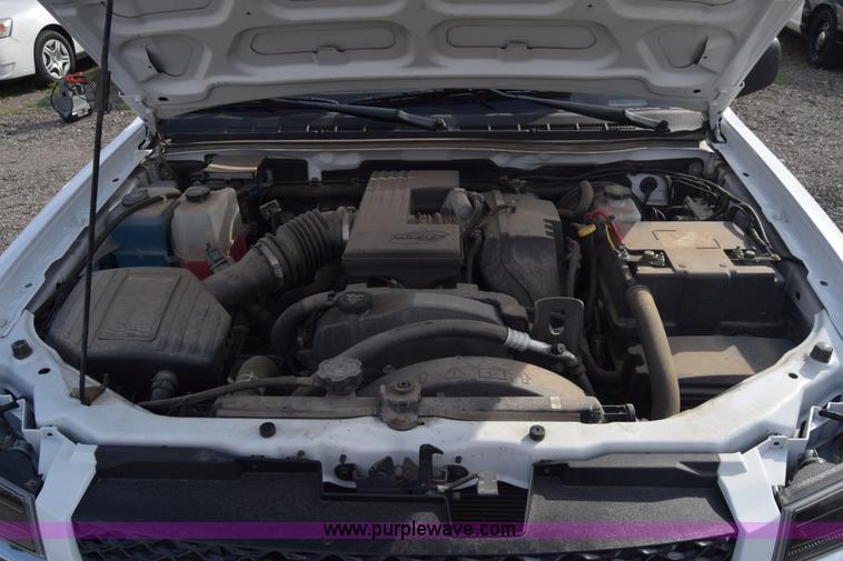 image for item L3761 2008 Chevrolet Colorado LT Crew Cab pickup truck