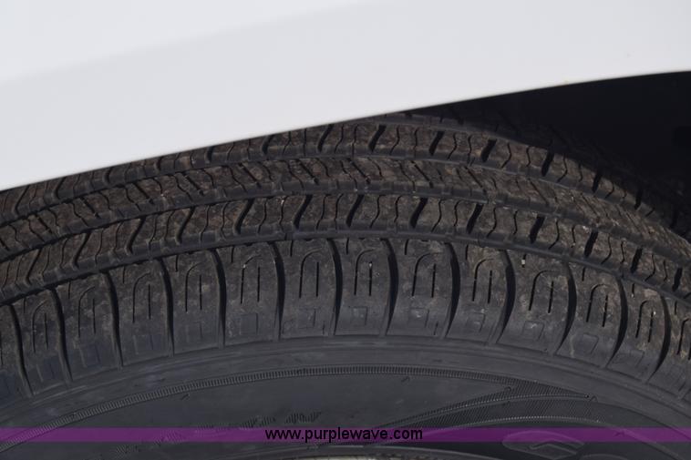 image for item L3761 2008 Chevrolet Colorado LT Crew Cab pickup truck