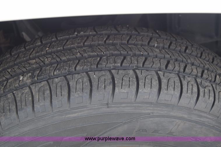 image for item L3761 2008 Chevrolet Colorado LT Crew Cab pickup truck