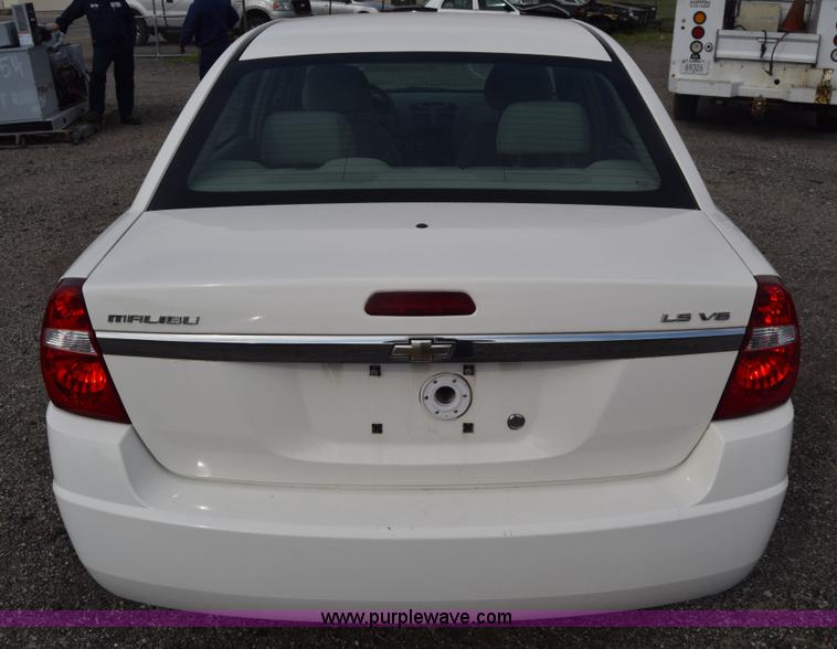 image for item L3763 2007 Chevrolet Malibu LS