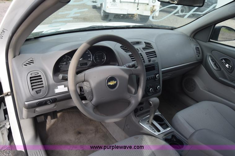 image for item L3763 2007 Chevrolet Malibu LS