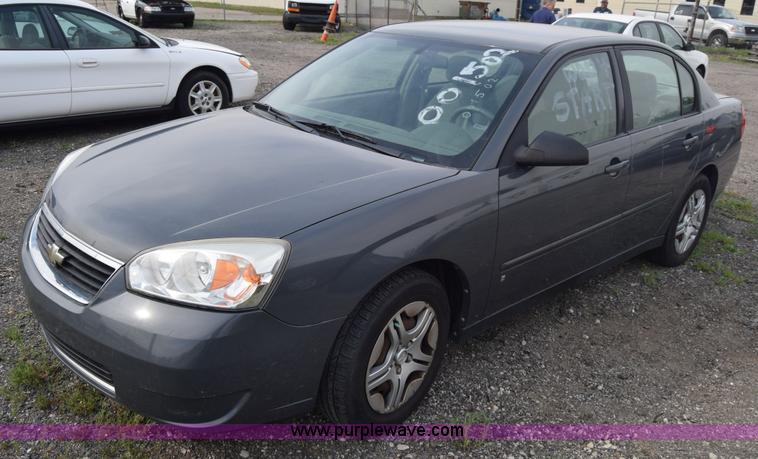 image for item L3764 2007 Chevrolet Malibu LS
