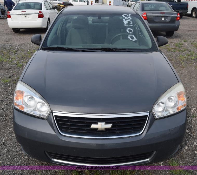 image for item L3764 2007 Chevrolet Malibu LS