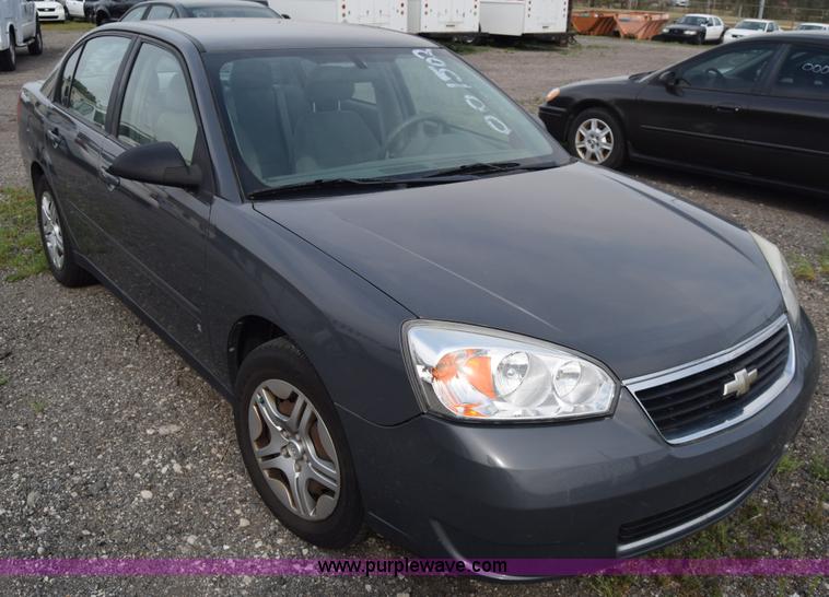 image for item L3764 2007 Chevrolet Malibu LS