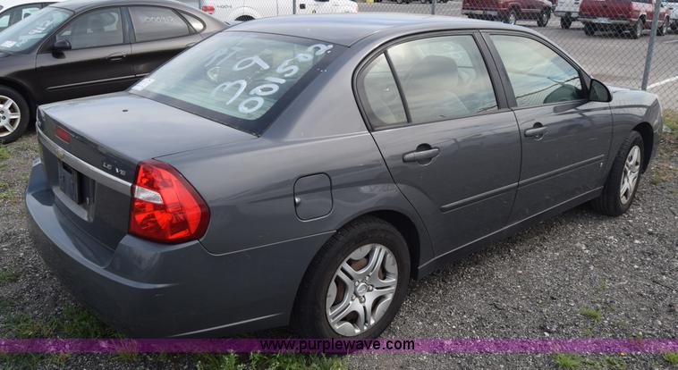 image for item L3764 2007 Chevrolet Malibu LS