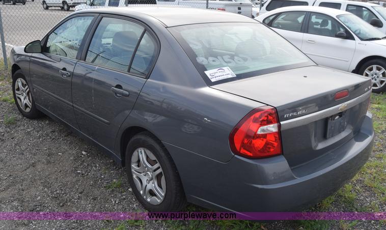 image for item L3764 2007 Chevrolet Malibu LS