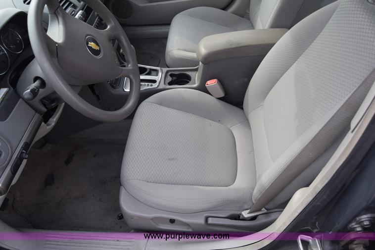 image for item L3764 2007 Chevrolet Malibu LS