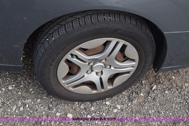 image for item L3764 2007 Chevrolet Malibu LS