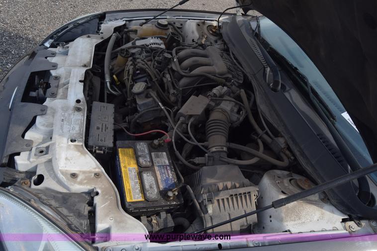 image for item L3766 2006 Ford Taurus SE